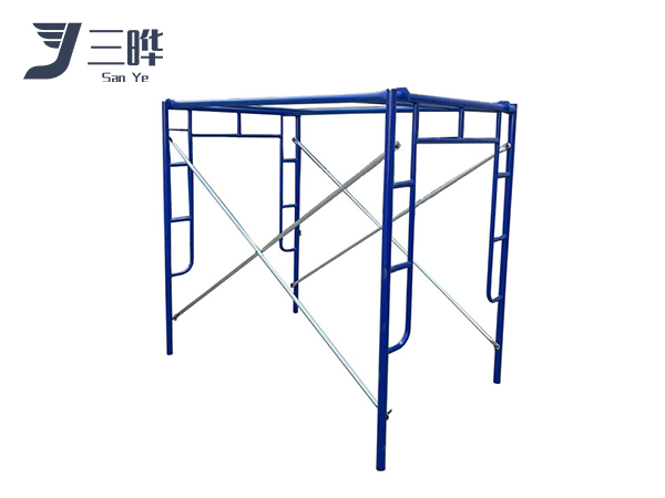 Door type scaffolding